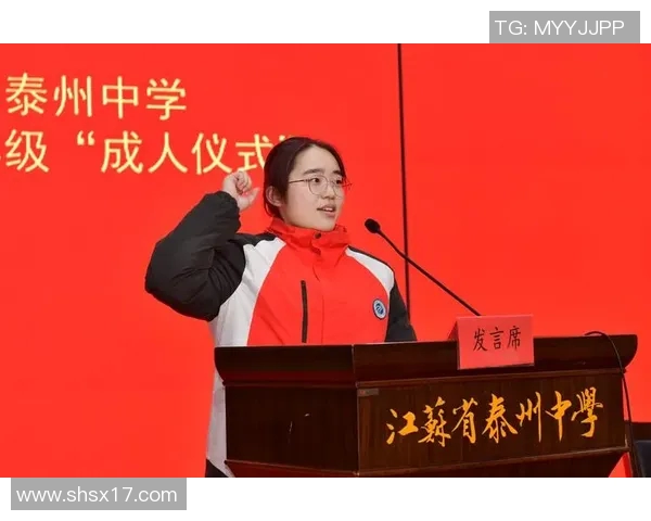 香港游泳运动员奋力拼搏 展现卓越实力与国际赛场荣光